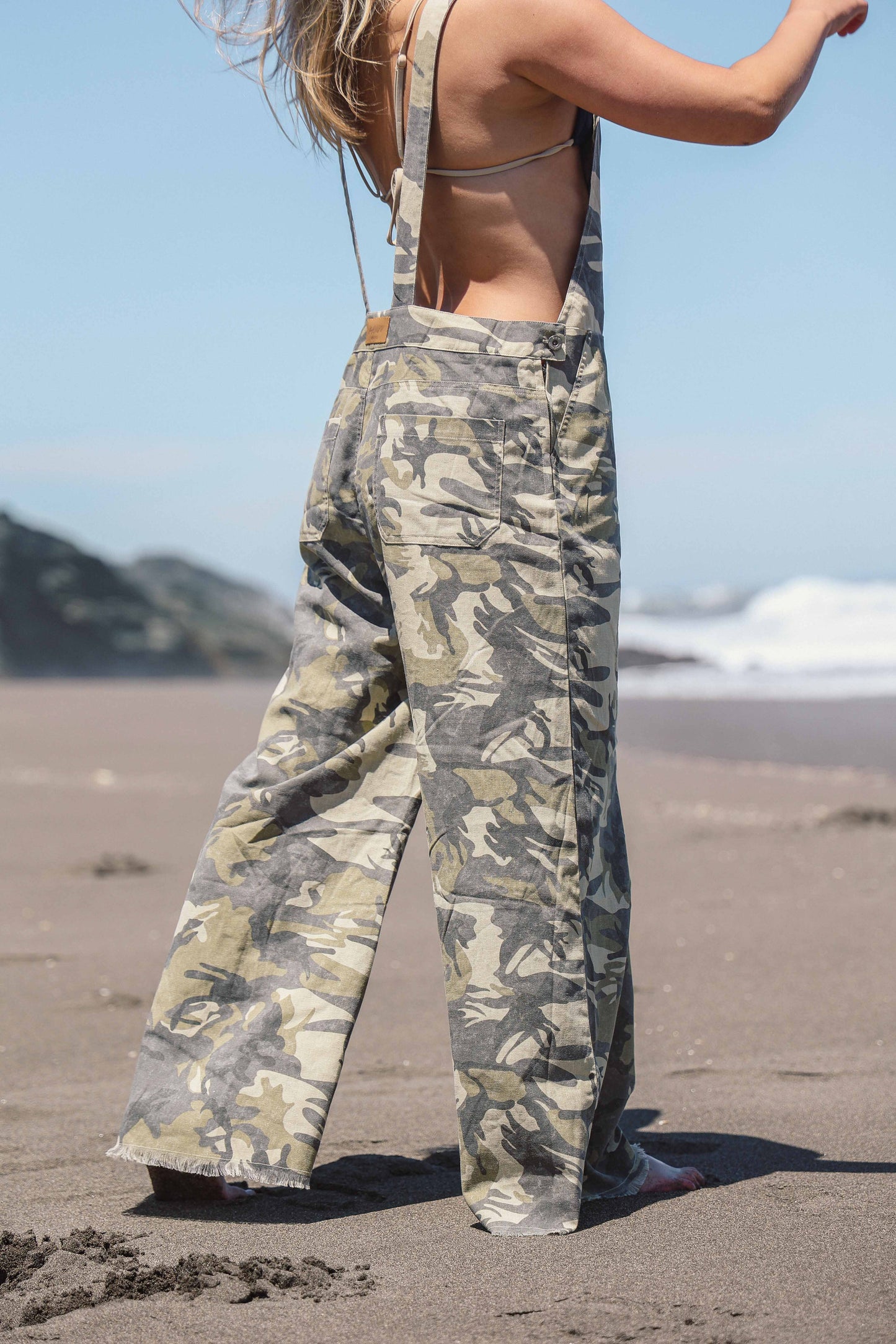 JARDINERA KANGU CAMO PANTS W